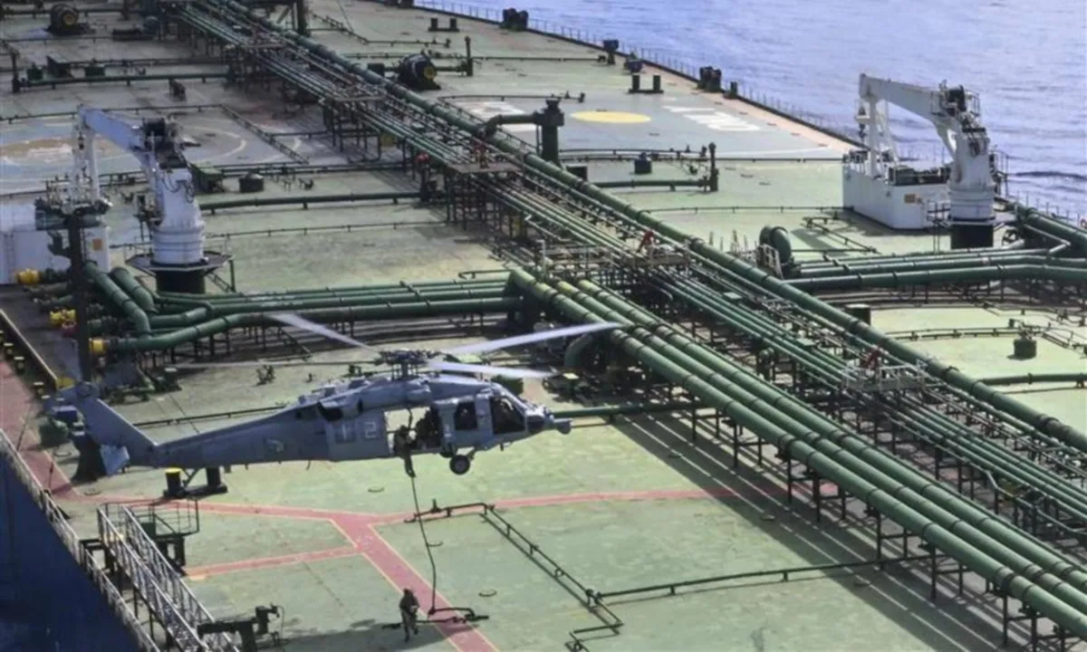 Mỹ chặn bắt tàu nghi chở dầu Iran trên Ấn Độ Dương